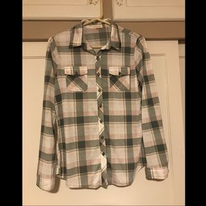 Women’s Plaid Button Up